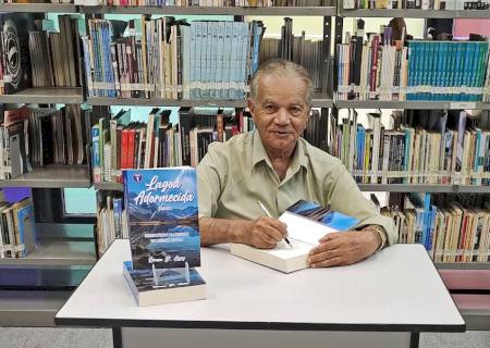 Aos 83 anos, Renan Dourado lança primeiro livro e dá exemplo de perseverança
