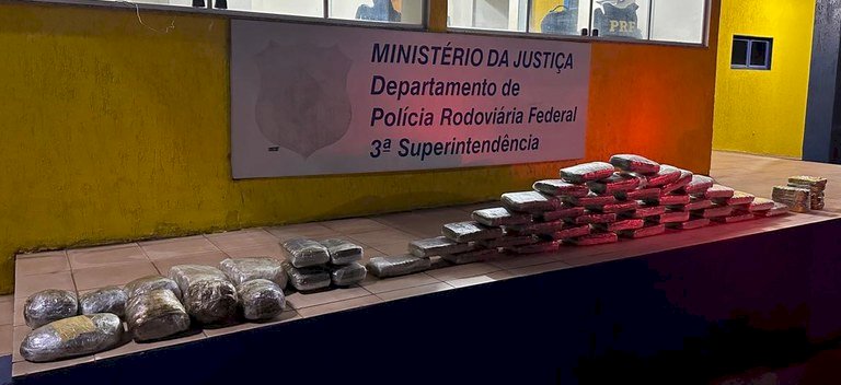 PRF prende boliviana que levava drogas para Campo Grande