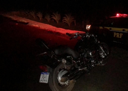Motociclista morre e garupa fica ferida em acidente na BR-376 em Nova Andradina