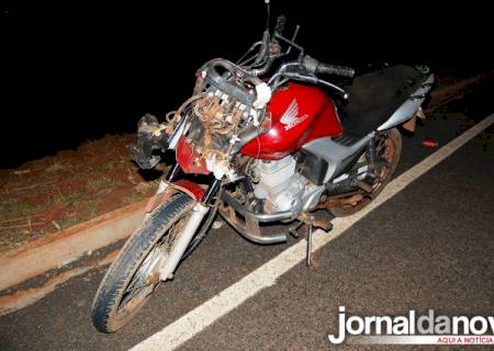 Acidente deixa motociclista ferido e vaca morta em Angélica