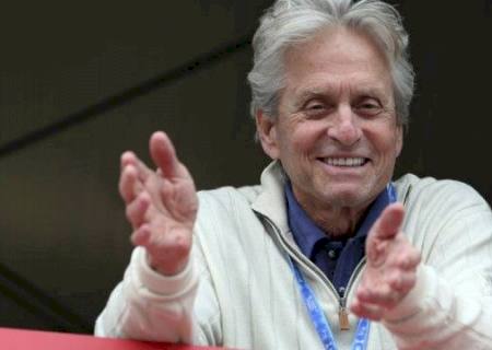 ''Sexo oral causou meu câncer'', diz Michael Douglas em entrevista a jornal