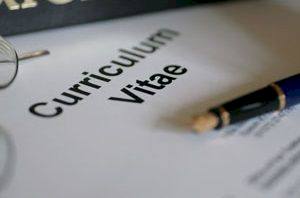 Confira algumas dicas para deixar o currículo coerente e mais atrativo