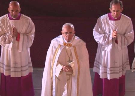 Vigília com papa Francisco reúne três milhões no Rio