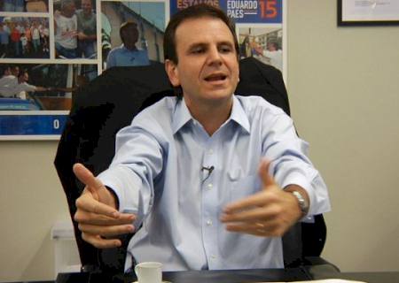 ''Corruptos devem aproveitar visita do papa para confessar'', diz Paes