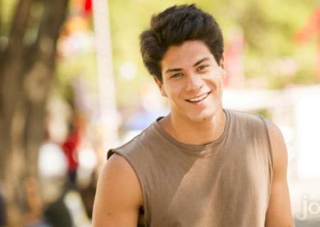 Arthur Aguiar será protagonista de Malhação