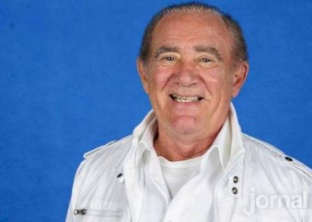 Humorista Renato Aragão sofre infarto e é submetido a angioplastia