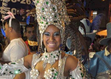 Feijoada boavida terá show de mulatas