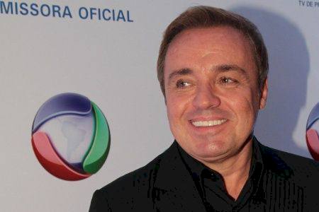 Gugu fecha acordo e irá produzir programas para Record em 2015