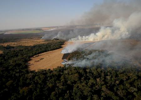 Usina é multada por ''maior incêndio da história'' de Dourados
