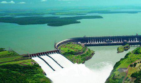Itaipu doou US$ 300 mil para ''polêmica'' diocese do Paraguai