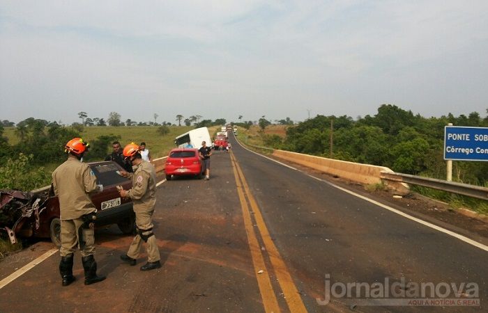 Colisão frontal deixa uma vítima morta na ponte do rio Combate em Anaurilândia