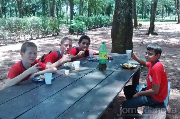 Projeto Menino de Ouro encerra o ano com confraternização