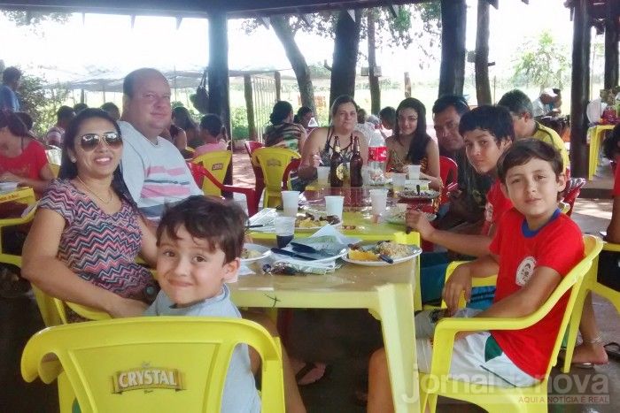 Projeto Menino de Ouro encerra o ano com confraternização