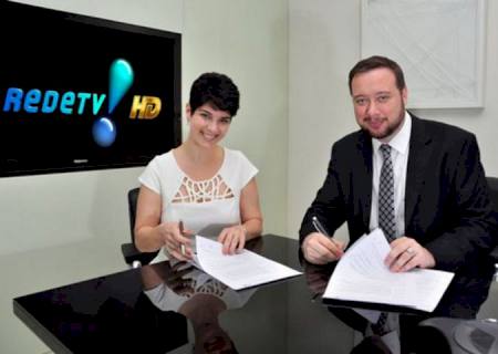 Após deixar a Globo, Mariana Godoy ganha talk show na RedeTV!