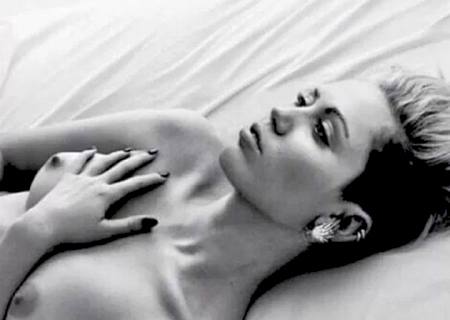 Miley Cyrus faz topless em campanha pela ''libertação dos mamilos''