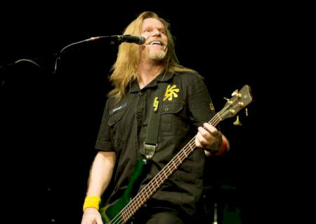 Humberto Gessinger se apresenta em Dourados