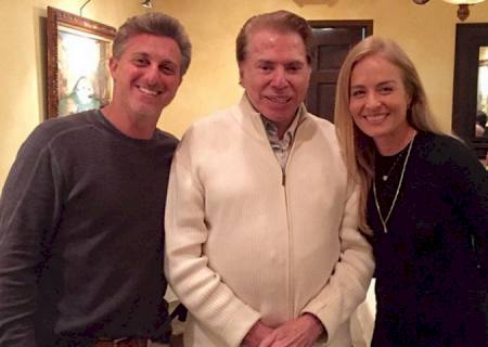 Silvio Santos janta com Angélica e Luciano Huck