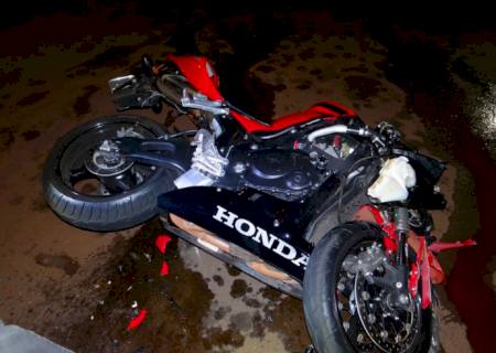 Empresário morre em colisão entre carro e moto