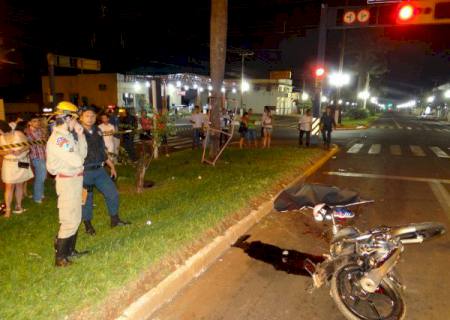 Acusado de atropelar e matar motociclista presta depoimento à polícia