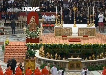 Vaticano faz cerimônia para novos cardeais