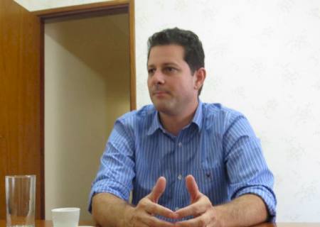 Cotado para prefeitura, Renato defende debate maior no PMDB
