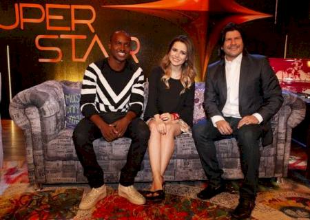 Após dar à luz, Sandy volta ao trabalho como jurada do ''SuperStar''