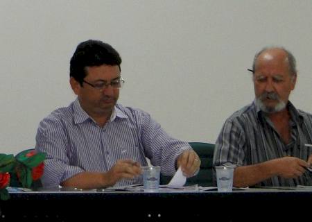 Educação de Anaurilândia encaminha PME ao prefeito