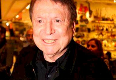 Boni reclama por não ter sido convidado para especial de 50 anos da Globo