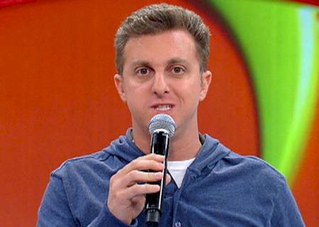 Em agradecimento,  Luciano Huck doa R$ 2 milhões para a Santa Casa