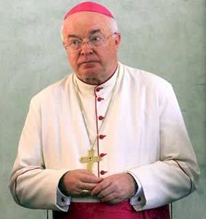 Vaticano julgará pedofilia em julho