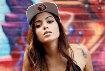Justiça obriga Anitta a pagar R$ 3 mi para ex-empresária