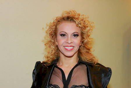 Joelma fala sobre carreira solo em show da banda Calypso