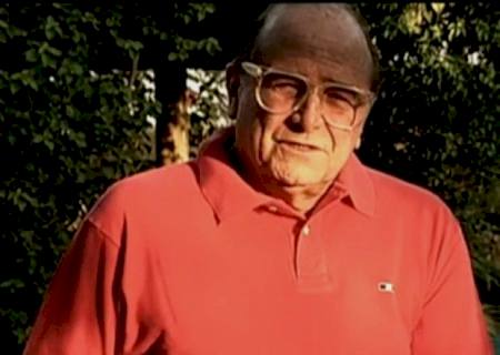 Morre o diretor de TV e cineasta Carlos Manga, aos 87 anos