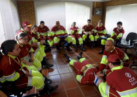CCR MSVia apresenta técnicas de resgate de emergência em congresso em Dourados