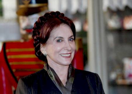 Atriz Tereza Rachel morre aos 82 anos no Rio