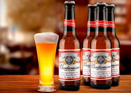 Budweiser long neck gelada por R$ 2,99 no Perobão 3