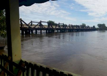 Buscas por pescador desaparecido continuam no rio Ivinhema