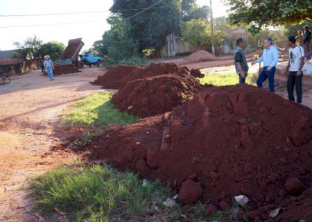 Prefeitura de Ivinhema recupera ruas e entrega obras em Amandina