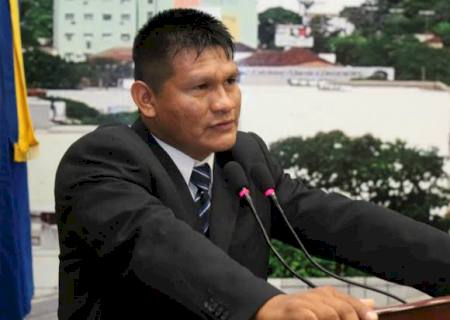 Vereador é vítima de racismo durante sessão