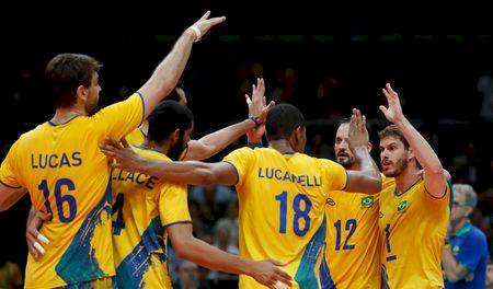 Brasil vence Itália e conquista terceiro ouro olímpico no vôlei masculino