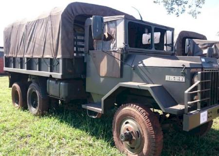 Exército leiloa veículos dia 9 em Dourados