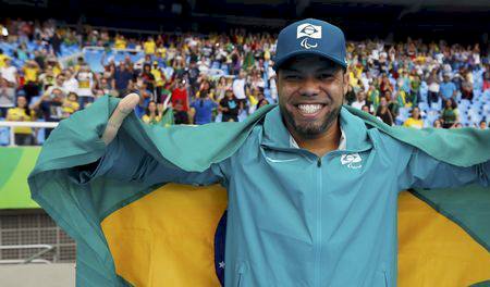 Claudiney dos Santos vence no lançamento de disco e conquista 4º ouro do Brasil