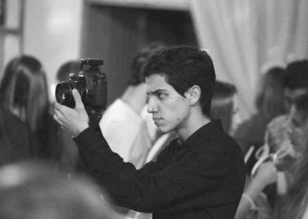 No ofício desde os 15 anos, jovem transforma paixão por foto e vídeo em empresa de sucesso