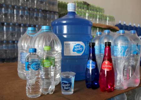 Verão só passa sede e calor quem quer: Nova Gelo distribuidora