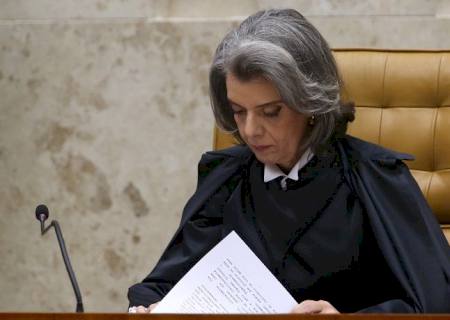 Cármen Lúcia homologa 77 delações da Odebrecht