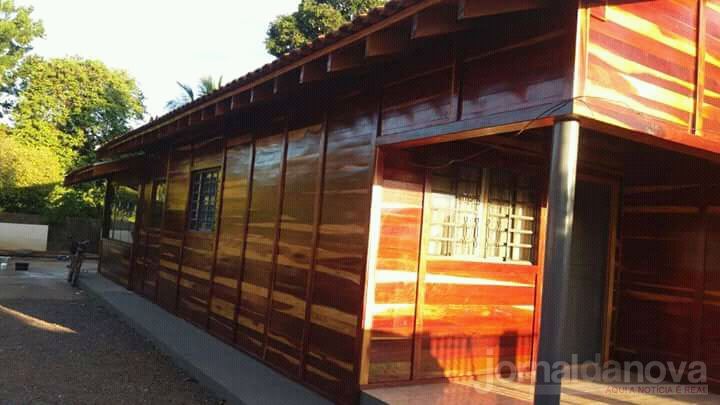 Empresa há mais de dois anos no mercado traz novidades em casas de madeira
