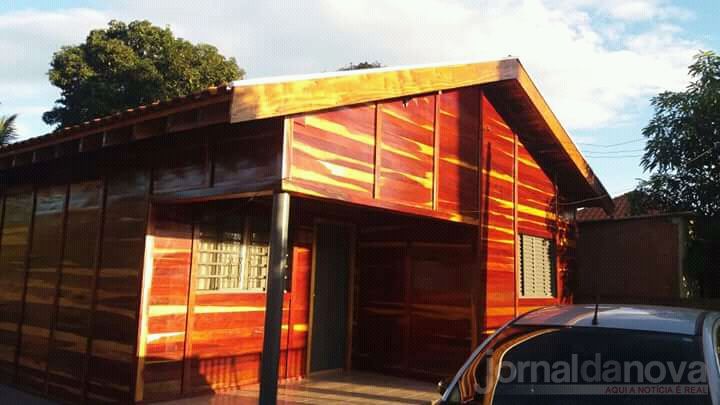 Empresa há mais de dois anos no mercado traz novidades em casas de madeira