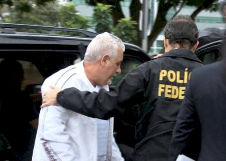 Barroso concede liberdade a Pizzolato, condenado no mensalão