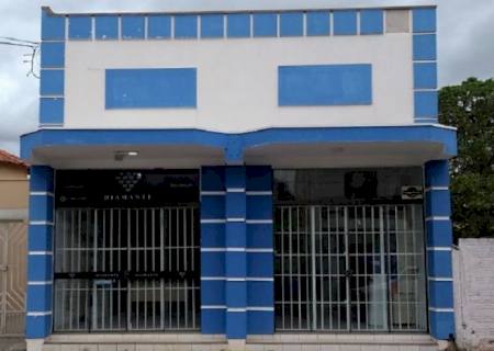 Diamante Iluminação e Decoração é uma loja especializada em lâmpadas de LED em Nova Andradina
