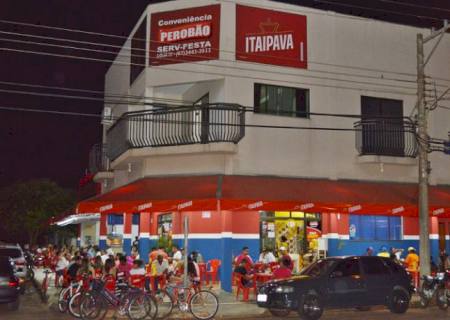 Após férias, Perobão 3 abre nesta sexta-feira com Budweiser a R$ 2,99